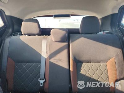 Zdjęcie 10 z 13 samochodu: 2018 NISSAN KICKS SR VIN:3N1CP5CU6JL511997 - miniatura