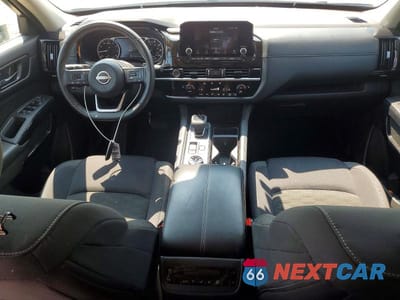 Zdjęcie 8 z 14 samochodu: 2024 NISSAN PATHFINDER ROCK CREEK VIN:5N1DR3BD3RC254768 - miniatura