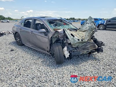 Czwarte zdjęcie samochodu z boku: 2023 TOYOTA CAMRY SE VIN:4T1G11AK2PU182669 - miniatura