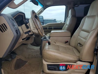 Zdjęcie 7 z 12 samochodu: 2008 FORD F250 SUPER DUTY VIN:1FTSW21R08EC64561 - miniatura