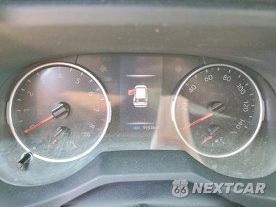 Zdjęcie 9 z 13 samochodu: 2019 TOYOTA RAV4 XLE VIN:JTMW1RFV4KD511396 - miniatura
