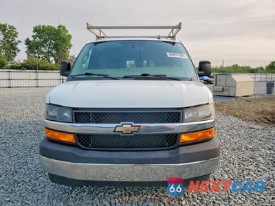 Piąte zdjęcie samochodu w środku: 2019 CHEVROLET EXPRESS G2500 VIN:1GCWGAF1XK1254985 - miniatura