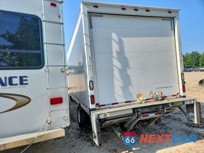 Drugie zdjęcie samochodu z przodu: 2017 FORD ECONOLINE E350 SUPER DUTY CUTAWAY VAN VIN:1FDWE3FS5HDC37251 - miniatura