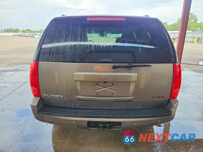 Zdjęcie 6 z 13 samochodu: 2014 GMC YUKON SLT VIN:1GKS2CE09ER117399 - miniatura