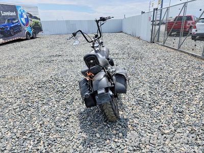 Czwarte zdjęcie samochodu z boku: 2016 HARLEY-DAVIDSON FXDB DYNA STREET BOB VIN:1HD1GXM11GC306532 - miniatura