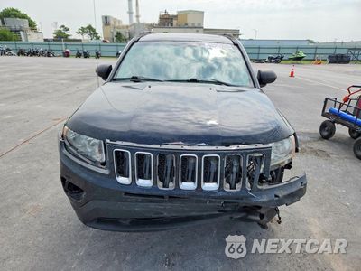 Piąte zdjęcie samochodu w środku: 2013 JEEP COMPASS LATITUDE VIN:1C4NJDEB3DD237150 - miniatura
