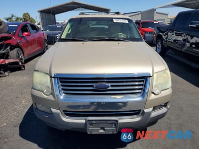 Piąte zdjęcie samochodu w środku: 2006 FORD EXPLORER XLT VIN:1FMEU73E26UB58802 - miniatura