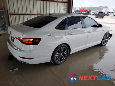 Trzecie zdjęcie samochodu z tyłu: 2021 VOLKSWAGEN JETTA S VIN:3VWC57BU9MM002482 - miniatura