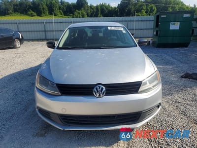 Piąte zdjęcie samochodu w środku: 2011 VOLKSWAGEN JETTA BASE VIN:3VW2K7AJ1BM395743 - miniatura
