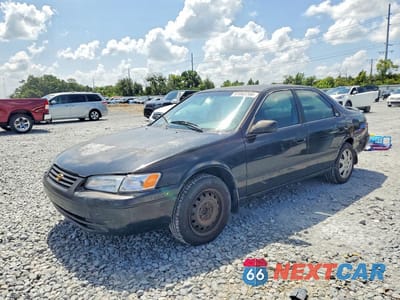 1998 TOYOTA CAMRY LE V6 4T1BF22K4WU043075 - główne zdjęcie licytacji z USA - miniatura