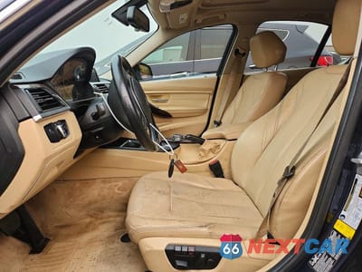 Zdjęcie 7 z 12 samochodu: 2014 BMW 328 XI VIN:WBA3B3G51ENR84941 - miniatura