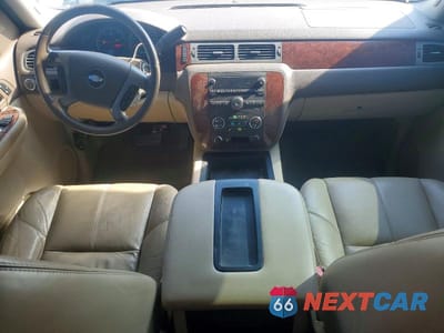 Zdjęcie 8 z 12 samochodu: 2009 CHEVROLET SILVERADO C1500 LTZ VIN:3GCEC33099G148411 - miniatura