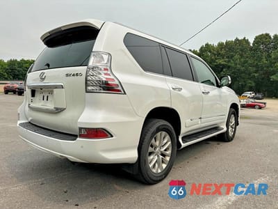 Trzecie zdjęcie samochodu z tyłu: 2018 LEXUS GX 460 VIN:JTJBM7FX3J5206294 - miniatura