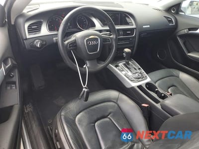 Zdjęcie 8 z 12 samochodu: 2011 AUDI A5 PRESTIGE VIN:WAUVFAFR0BA074156 - miniatura