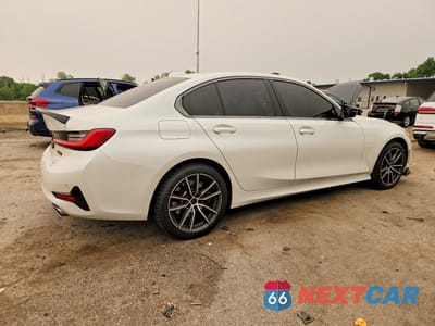 Trzecie zdjęcie samochodu z tyłu: 2021 BMW 3ER 330XI VIN:3MW5R7J08M8B69730 - miniatura