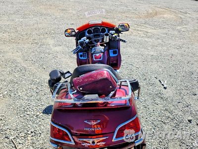 Zdjęcie 6 z 9 samochodu: 2005 HONDA GL1800 VIN:1HFSC47075A406717 - miniatura