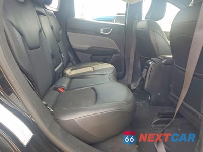 Zdjęcie 10 z 13 samochodu: 2025 JEEP COMPASS LATITUDE VIN:3C4NJDBN1ST549151 - miniatura