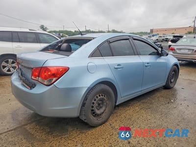 Trzecie zdjęcie samochodu z tyłu: 2011 CHEVROLET CRUZE LS VIN:1G1PC5SH8B7118161 - miniatura