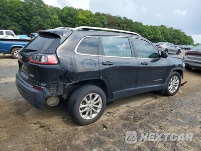 Trzecie zdjęcie samochodu z tyłu: 2019 JEEP CHEROKEE LATITUDE VIN:1C4PJLCBXKD325860 - miniatura