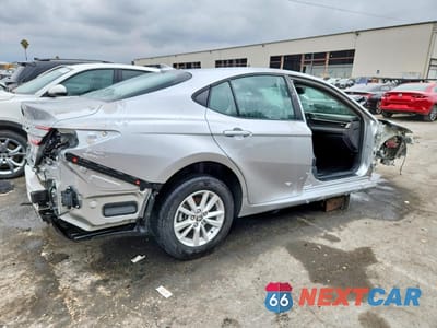 Trzecie zdjęcie samochodu z tyłu: 2025 TOYOTA CAMRY LE VIN:4T1DAACK6SU574076 - miniatura
