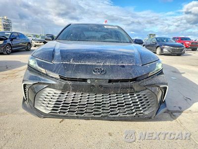Piąte zdjęcie samochodu w środku: 2025 TOYOTA CAMRY SE VIN:4T1DAACK6SU008984 - miniatura