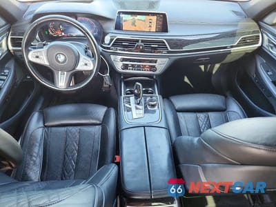 Zdjęcie 8 z 13 samochodu: 2020 BMW 750 XI VIN:WBA7U2C08LGJ59870 - miniatura