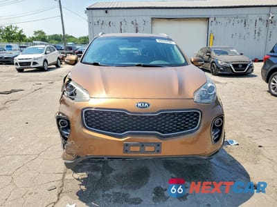 Piąte zdjęcie samochodu w środku: 2018 KIA SPORTAGE EX VIN:KNDPNCAC0J7422353 - miniatura