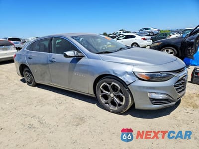 Czwarte zdjęcie samochodu z boku: 2024 CHEVROLET MALIBU LT VIN:1G1ZD5ST6RF106763 - miniatura