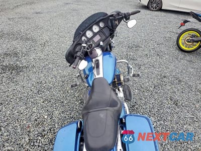 Zdjęcie 6 z 9 samochodu: 2014 HARLEY-DAVIDSON FLHX STREET GLIDE VIN:1HD1KBM16EB692269 - miniatura