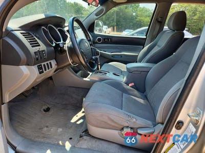 Zdjęcie 7 z 12 samochodu: 2005 TOYOTA TACOMA DOUBLE CAB PRERUNNER VIN:5TEJU62NX5Z130704 - miniatura