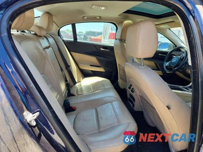 Zdjęcie 10 z 13 samochodu: 2017 JAGUAR XE PRESTIGE VIN:SAJAE4BG7HA968787 - miniatura