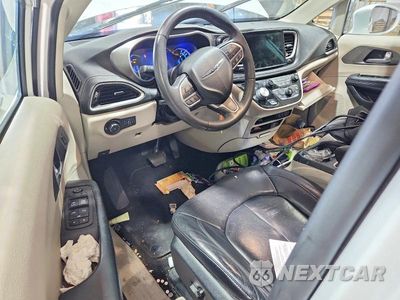 Zdjęcie 8 z 13 samochodu: 2022 CHRYSLER PACIFICA HYBRID TOURING L VIN:2C4RC1L71NR164237 - miniatura