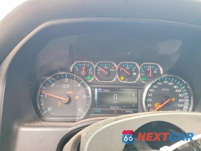 Zdjęcie 9 z 12 samochodu: 2018 CHEVROLET SILVERADO C1500 LT VIN:1GCRCREC2JZ124113 - miniatura