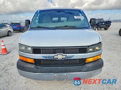 Piąte zdjęcie samochodu w środku: 2014 CHEVROLET EXPRESS G3500 LT VIN:1GAZG1FG9E1105417 - miniatura