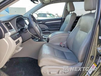 Zdjęcie 7 z 14 samochodu: 2014 TOYOTA HIGHLANDER XLE VIN:5TDJKRFH9ES038721 - miniatura