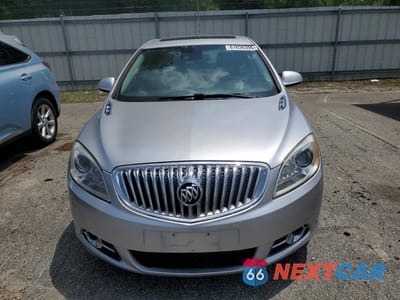 Piąte zdjęcie samochodu w środku: 2015 BUICK VERANO VIN:1G4PS5SK3F4171620 - miniatura