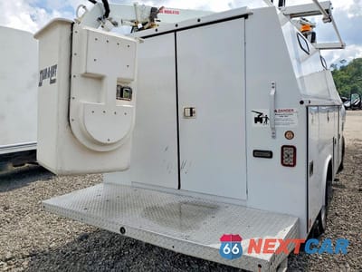 Zdjęcie 10 z 13 samochodu: 2019 FORD E350 BUCKET TRUCK VIN:1FDWE3FS9KDC72754 - miniatura