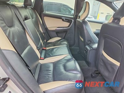 Zdjęcie 11 z 13 samochodu: 2013 VOLVO XC60 T6 VIN:YV4902DZ6D2378679 - miniatura