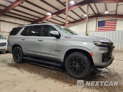 Czwarte zdjęcie samochodu z boku: 2023 CHEVROLET TAHOE K1500 Z71 VIN:1GNSKPKL4PR352112 - miniatura