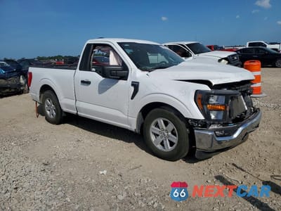 Czwarte zdjęcie samochodu z boku: 2023 FORD F150 VIN:1FTMF1C52PKF26206 - miniatura