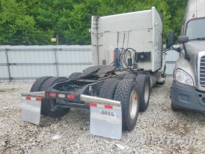 Trzecie zdjęcie samochodu z tyłu: 2019 PETERBILT 579 - SEMI TRUCK VIN:1XPBDP9X6KD267675 - miniatura