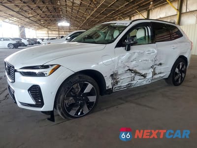 2024 VOLVO XC60 PLUS YV4H60DL3R1897065 - główne zdjęcie licytacji z USA - miniatura