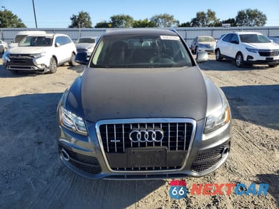 Piąte zdjęcie samochodu w środku: 2012 AUDI Q5 PREMIUM PLUS VIN:WA1DKAFP4CA087626 - miniatura