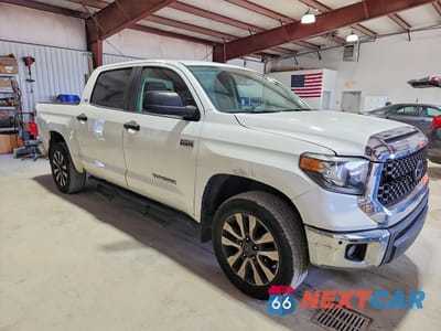 Czwarte zdjęcie samochodu z boku: 2021 TOYOTA TUNDRA SR5 VIN:5TFDY5F14MX959079 - miniatura