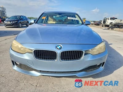 Piąte zdjęcie samochodu w środku: 2014 BMW 328 D VIN:WBA3D3C5XEK156338 - miniatura