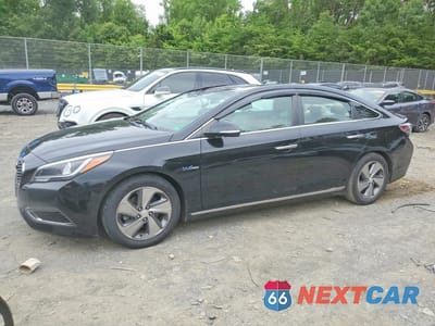 2017 HYUNDAI SONATA HYBRID LIMITED KMHE34L3XHA067748 - główne zdjęcie licytacji z USA - miniatura