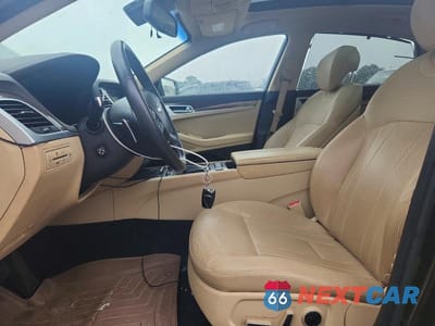 Zdjęcie 7 z 12 samochodu: 2015 HYUNDAI GENESIS 3.8L VIN:KMHGN4JEXFU045400 - miniatura