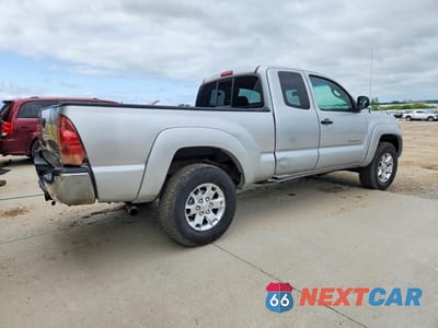 Trzecie zdjęcie samochodu z tyłu: 2005 TOYOTA TACOMA ACCESS CAB VIN:5TEUU42N75Z074190 - miniatura