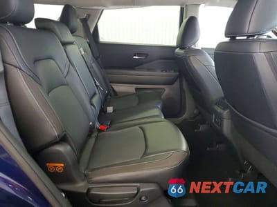 Zdjęcie 11 z 13 samochodu: 2026 NISSAN PATHFINDER SL VIN:5N1DR3CS4TC232153 - miniatura