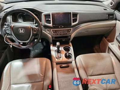 Zdjęcie 8 z 12 samochodu: 2017 HONDA RIDGELINE RTL VIN:5FPYK3F67HB011690 - miniatura